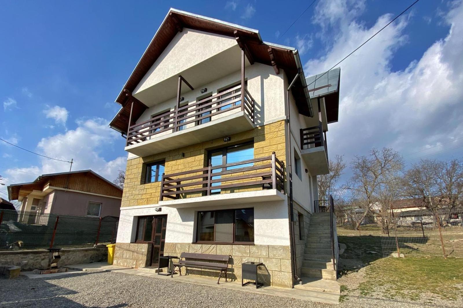 Vila Casa Polen Comarnic Exteriér fotografie